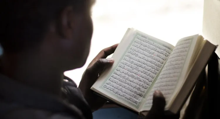 Tetaplah Membaca Al-Qur’an Meskipun Terbata-Bata_ Keutamaannya dalam Islam